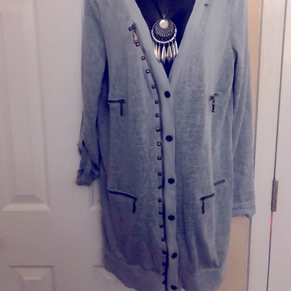 LNWOT Cecico  tunic sweater